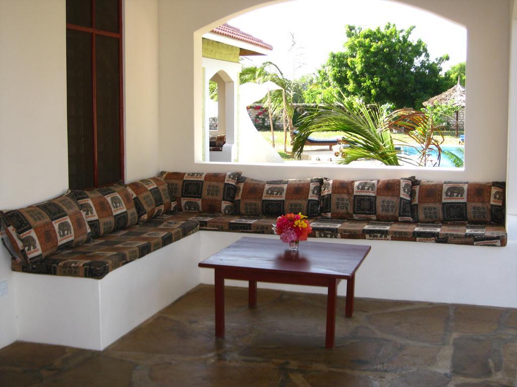 דיאני ביץ' Safina Cottages חדר תמונה