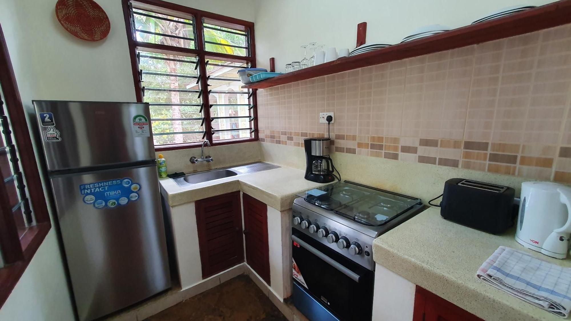 דיאני ביץ' Safina Cottages מראה חיצוני תמונה